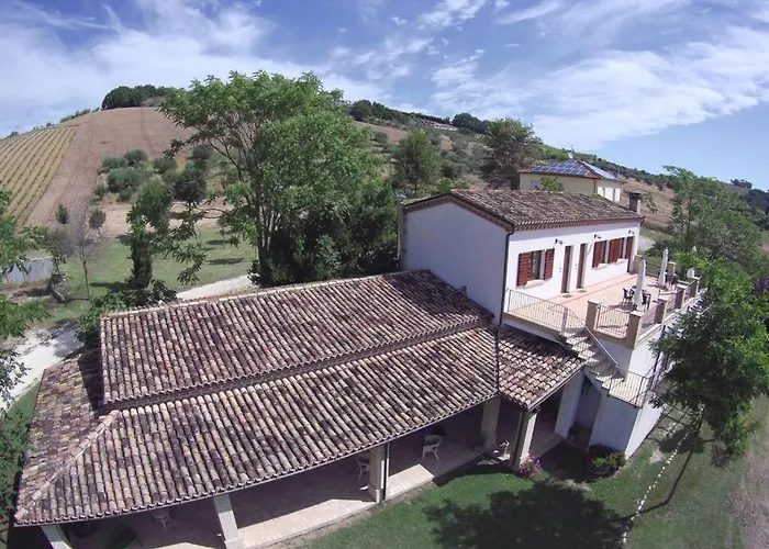 L'arcadia בית חווה צ'יטה סנט'אנג'לו